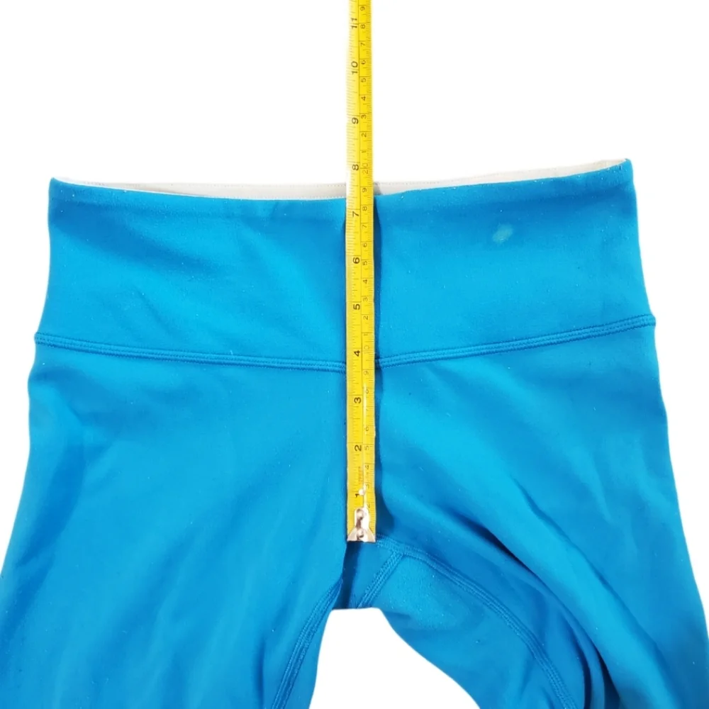Lululemon Women's Wunder Under Reversible Blue/Aquamarine Crop Leggings‎ Size 4
